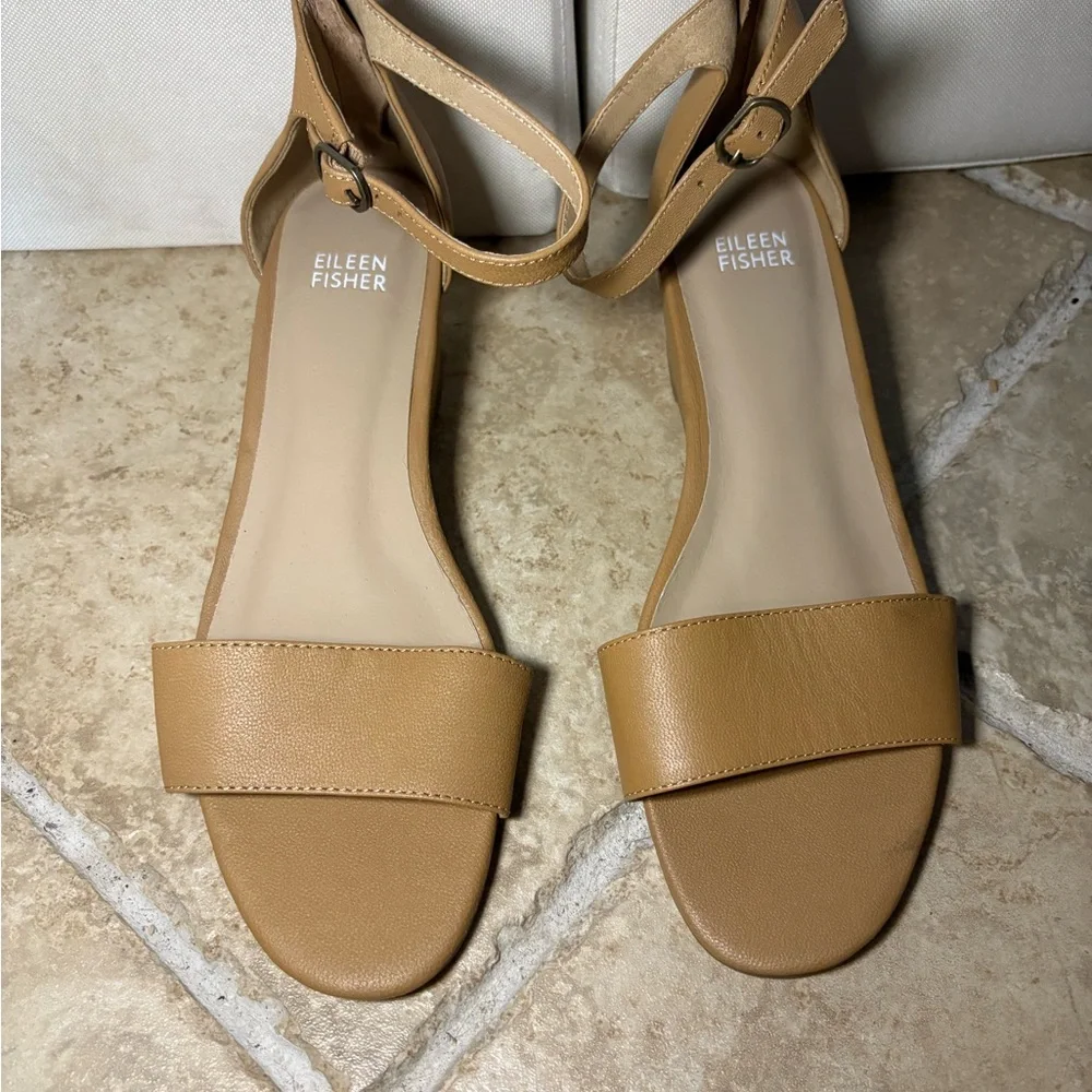 New Eileen Fisher Women's Mara Ankle Tumbled Honey‎ Leather Wedge Sandal Summer